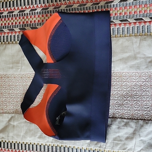 Reebok PureMove Sports Bra Navy XS Gym Workout Athletic Supportive Running NWT - Picture 6 of 14